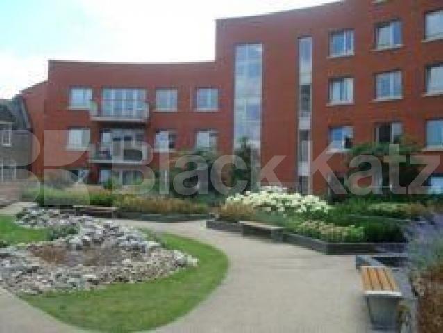 			A must see flat!!!, 1 Bedroom, 1 bath, 1 reception Flat			 Vision 7: Garrand court, Holloway